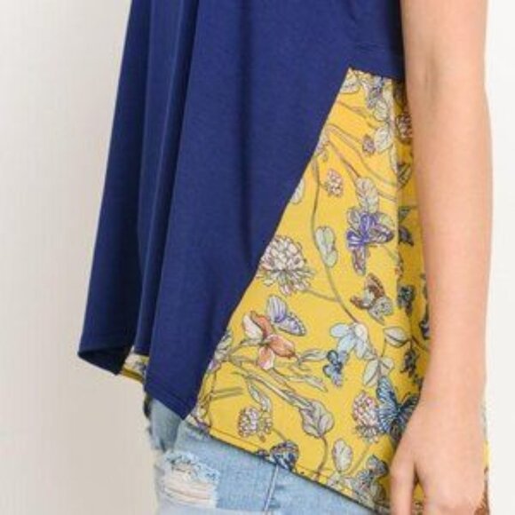 Blue and yellow butterfly print tank, size 3X - Picture 2 of 7